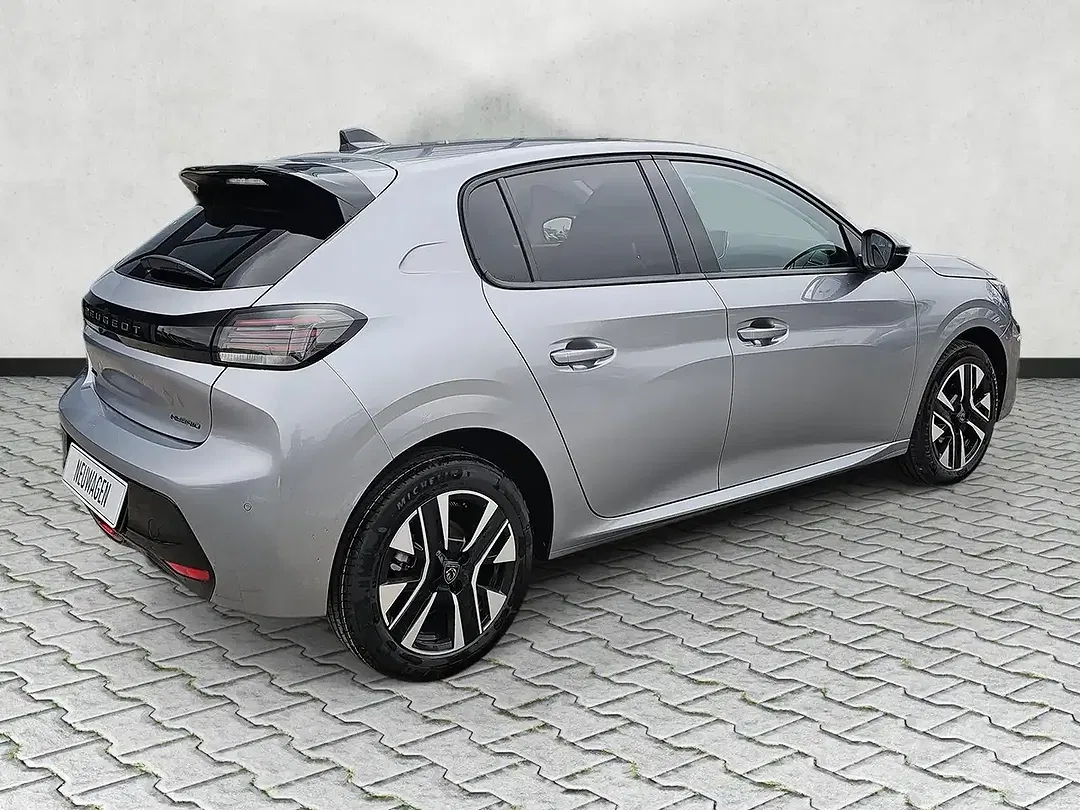 Peugeot 208 - Thumbnail 21