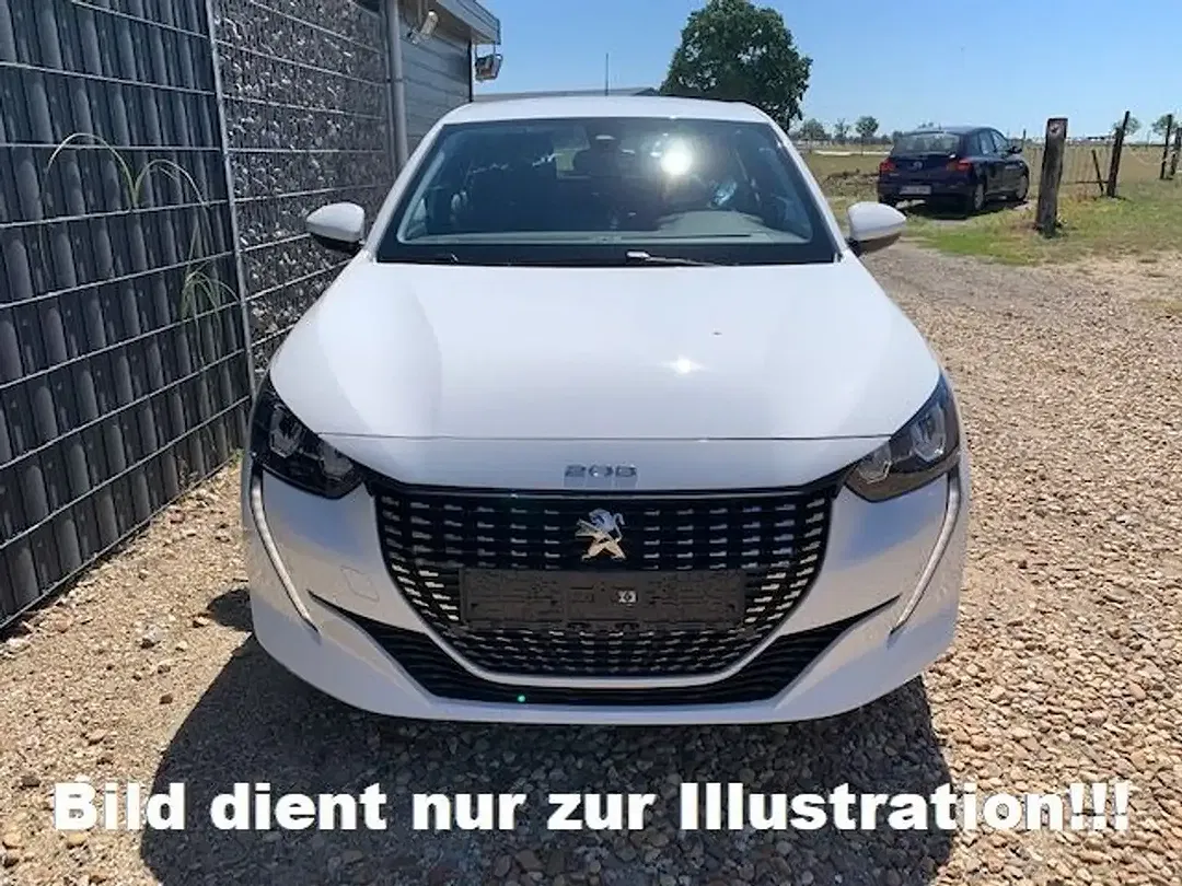 Peugeot 208 - Thumbnail 1