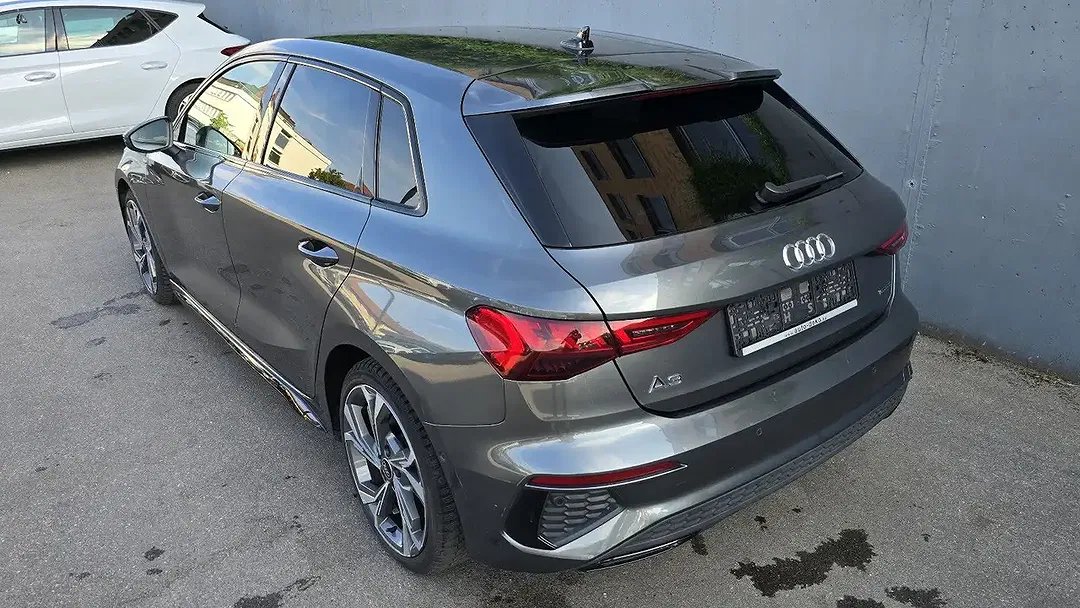 Audi A3 - Thumbnail 4