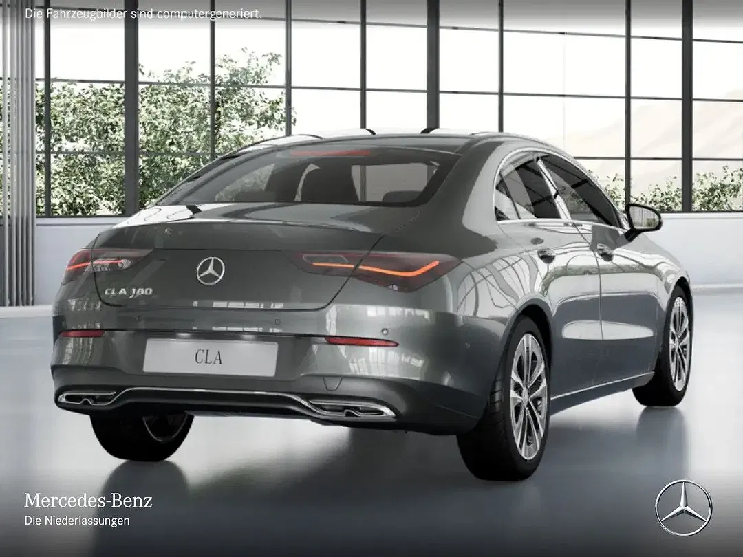 Mercedes-Benz CLA 180 - Thumbnail 4
