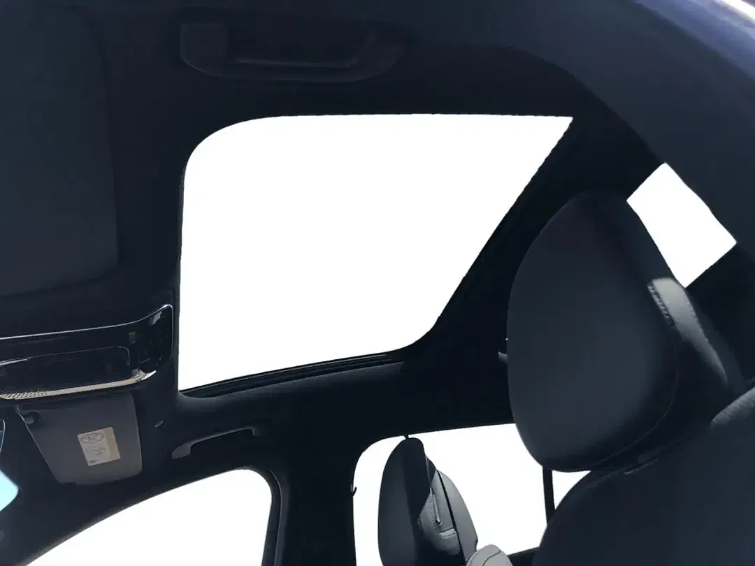 Mercedes-Benz E 450 - Thumbnail 13
