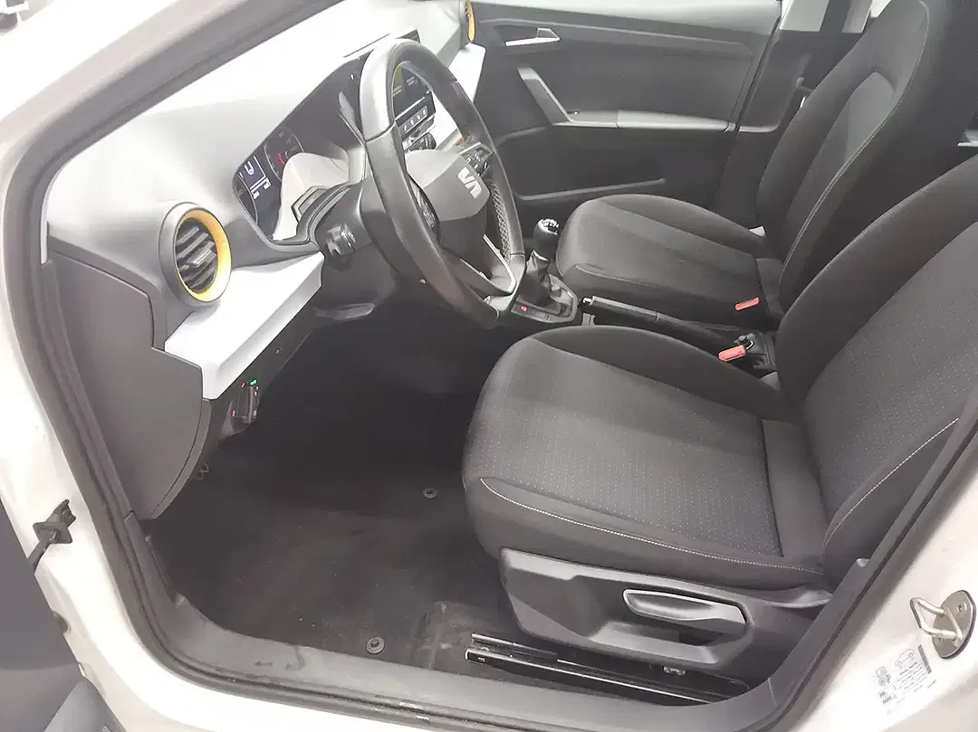 SEAT Ibiza - Thumbnail 8