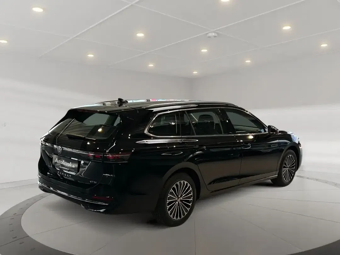 Volkswagen Passat Variant - Thumbnail 2