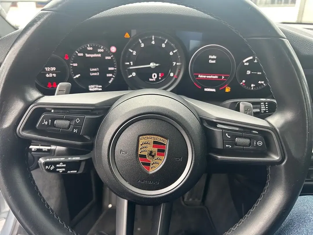 Porsche 911 - Thumbnail 14