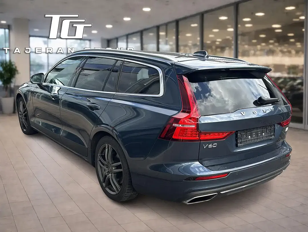 Volvo V60 - Thumbnail 4