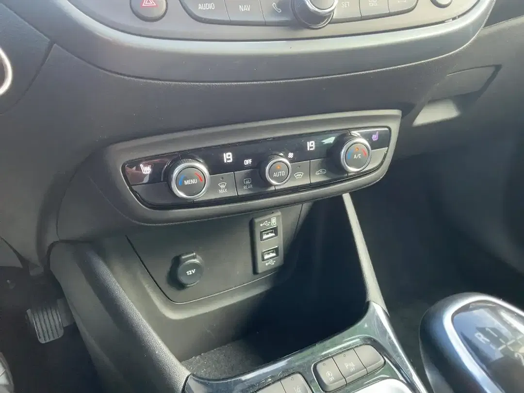 Opel Crossland 1.2 Turbo Elegance - foto 14