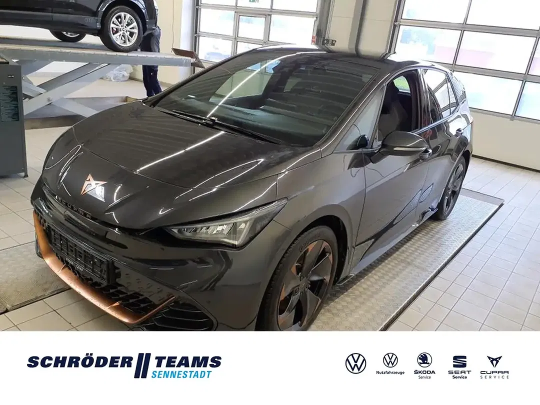 CUPRA Born - Thumbnail 1