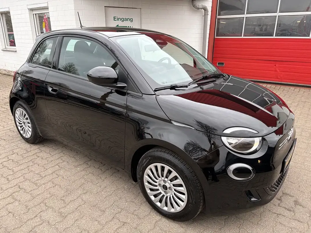 Fiat 500e - Thumbnail 4