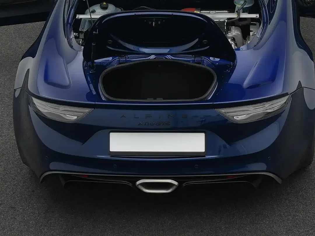 Alpine A110 - Thumbnail 6