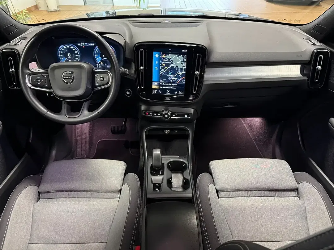 Volvo XC40 - Thumbnail 11