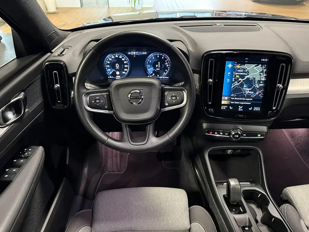 Volvo XC40 - Thumbnail 12