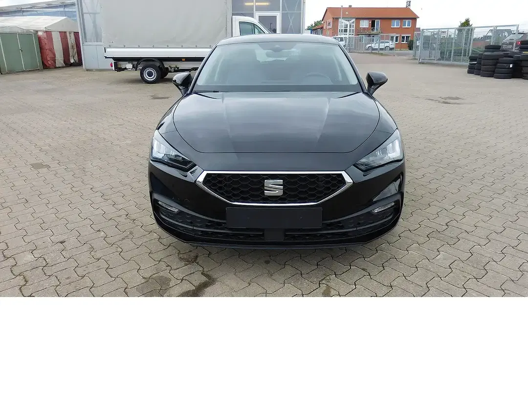 SEAT Leon - Thumbnail 3