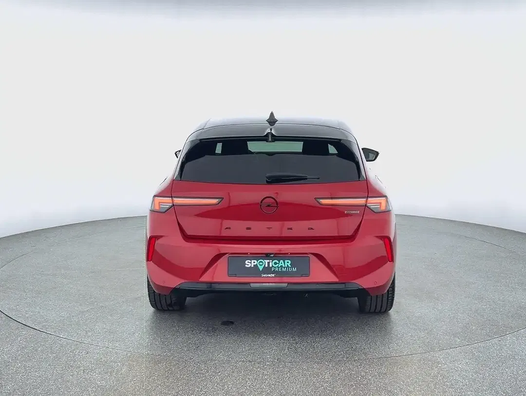 Opel Astra - Thumbnail 4