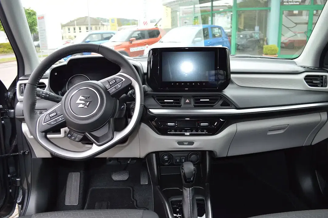 Suzuki Swift - Thumbnail 12
