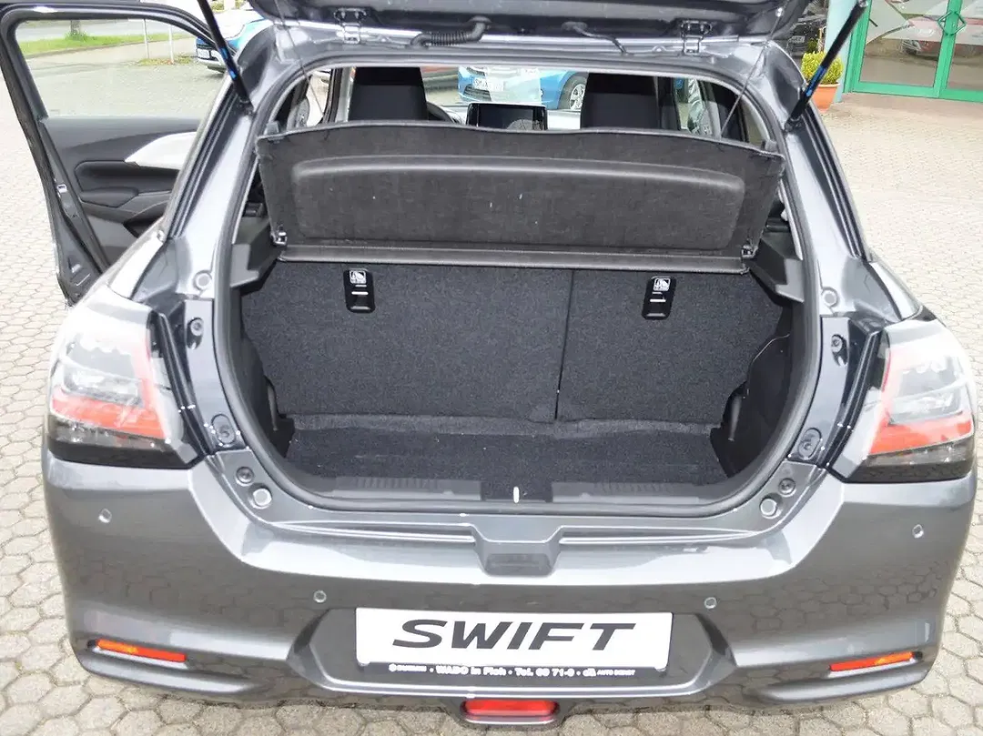 Suzuki Swift - Thumbnail 13