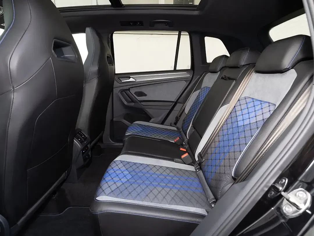 Volkswagen Tiguan - Thumbnail 13