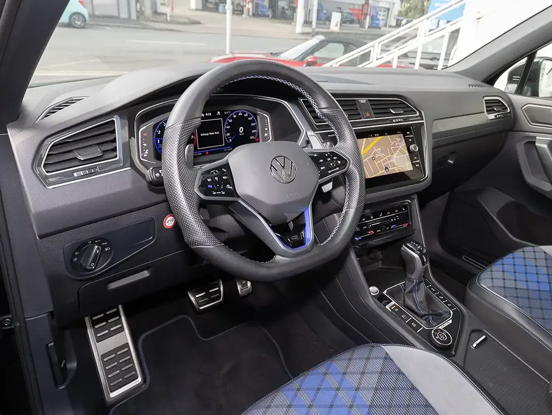 Volkswagen Tiguan - Thumbnail 5