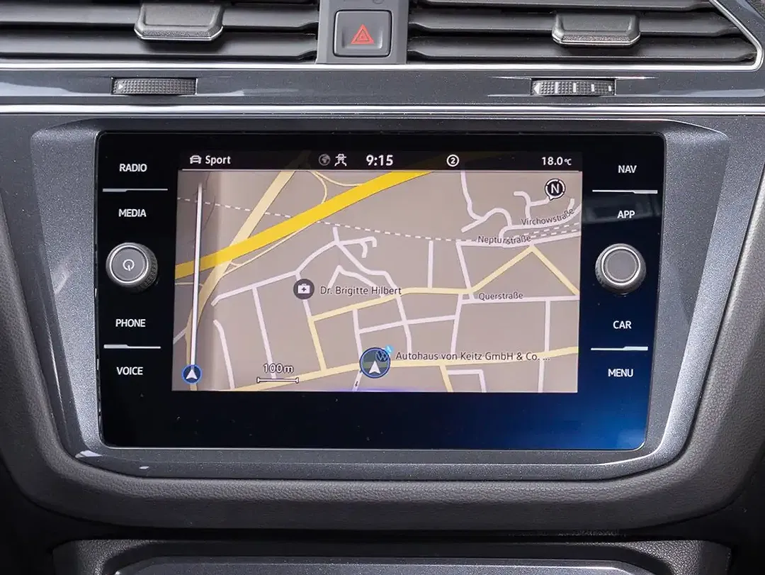 Volkswagen Tiguan - Thumbnail 8