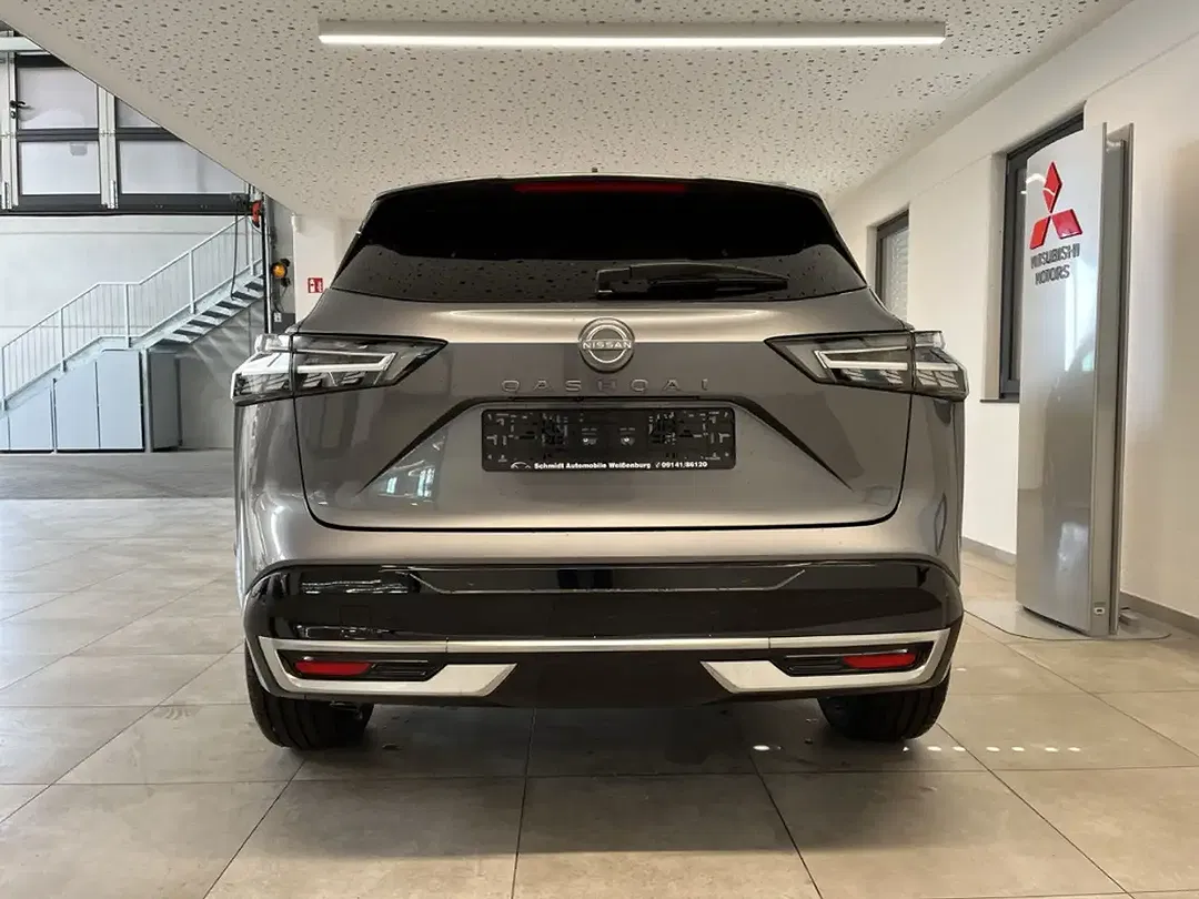Nissan Qashqai - Thumbnail 3