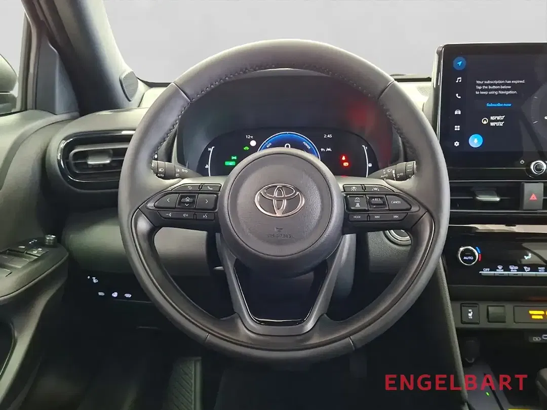 Toyota Yaris Cross - Thumbnail 7
