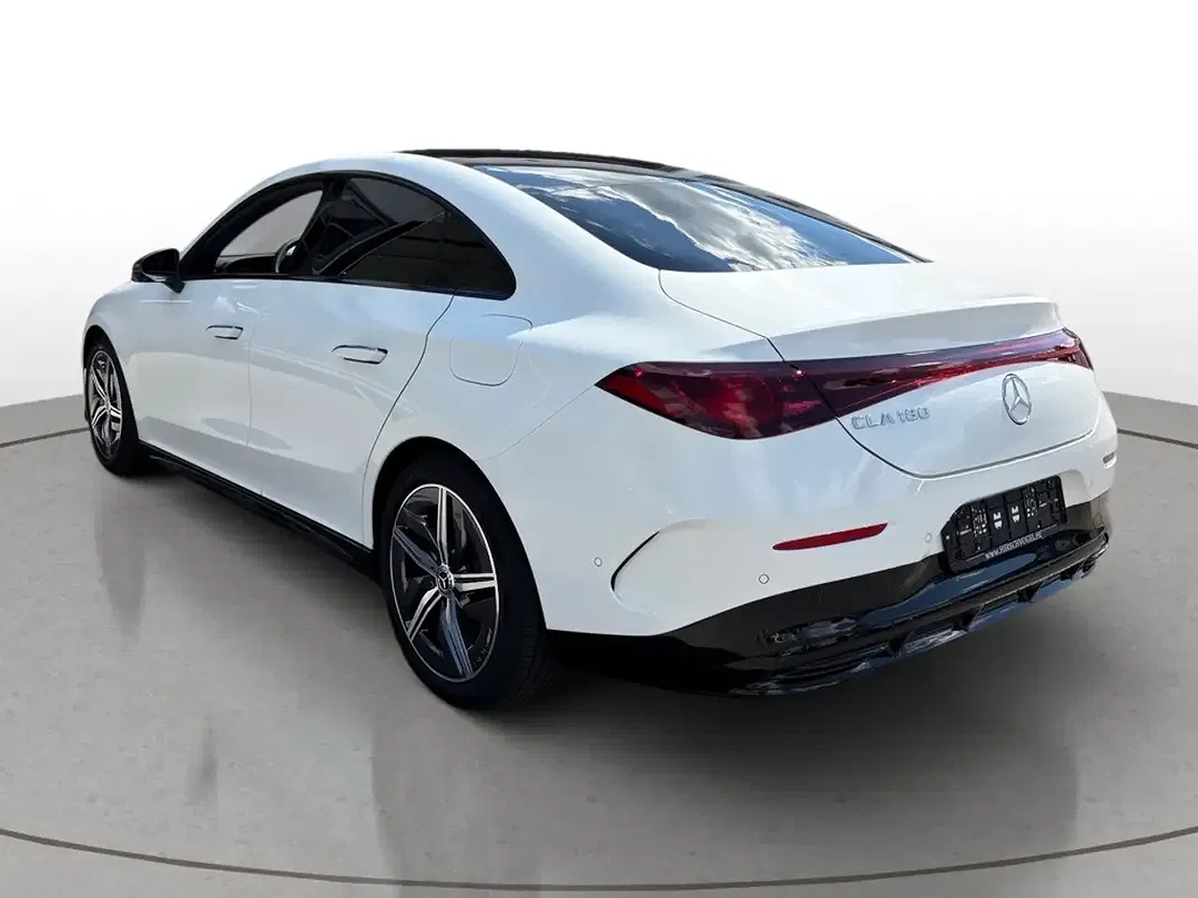 Mercedes-Benz CLA 180 - Thumbnail 6