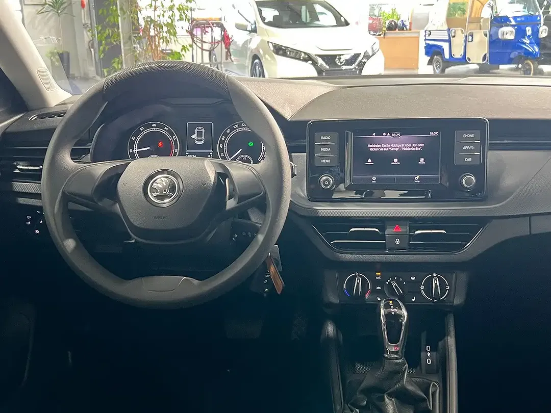 Skoda Scala - Thumbnail 6