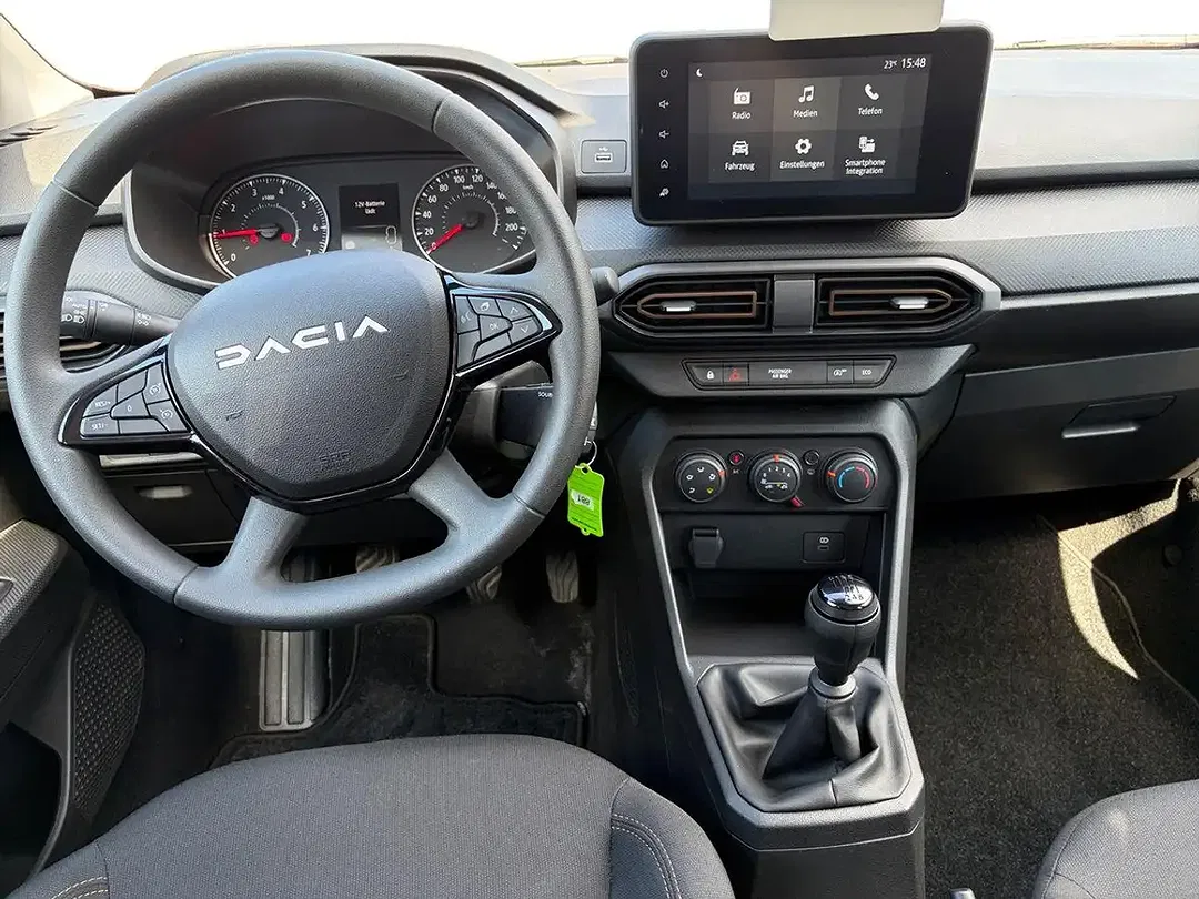 Dacia Sandero - Thumbnail 14