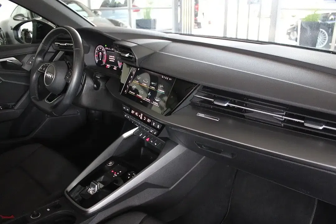 Audi A3 - Thumbnail 13
