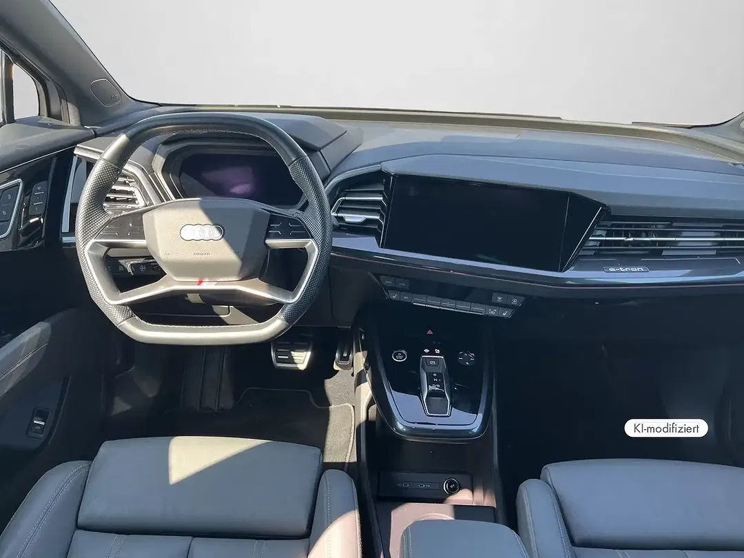 Audi Q4 e-tron - Thumbnail 3