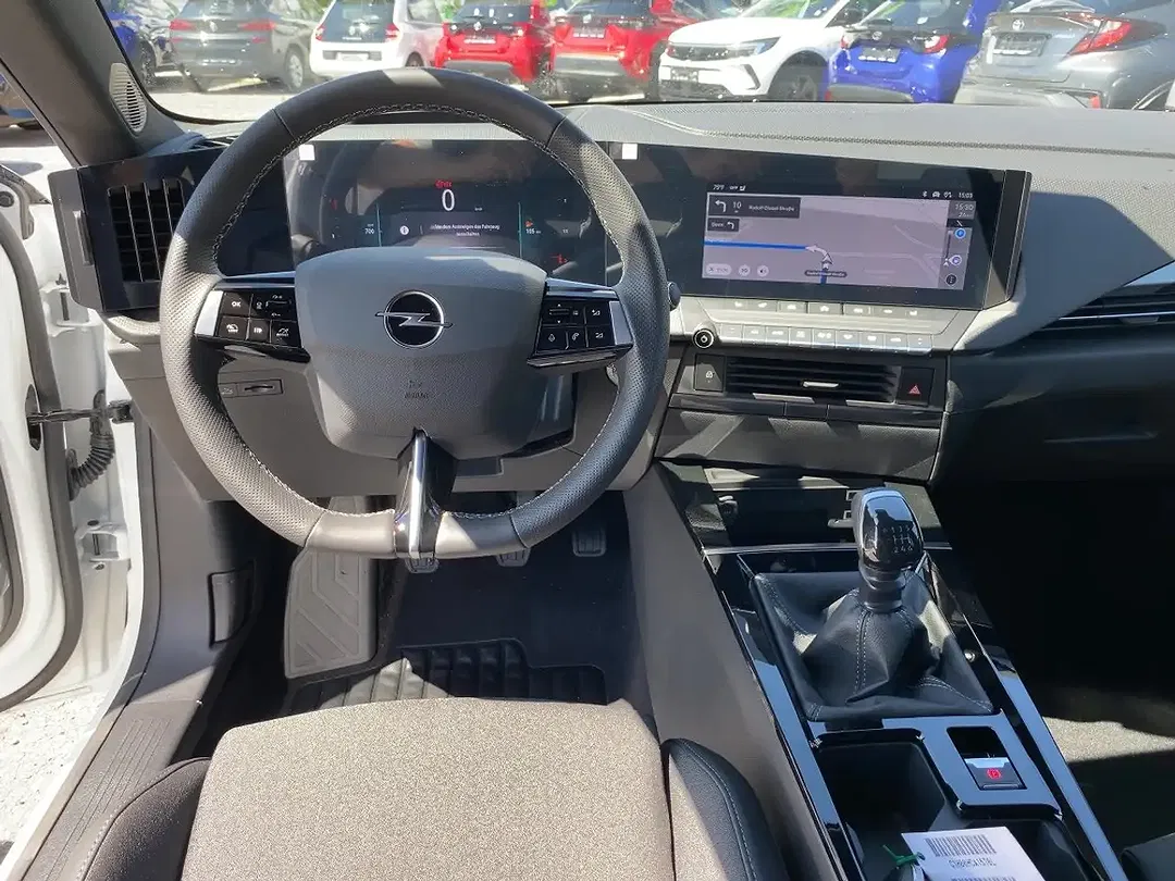 Opel Astra - Thumbnail 10
