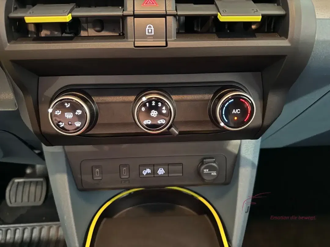 Fiat Grande Panda - Thumbnail 12