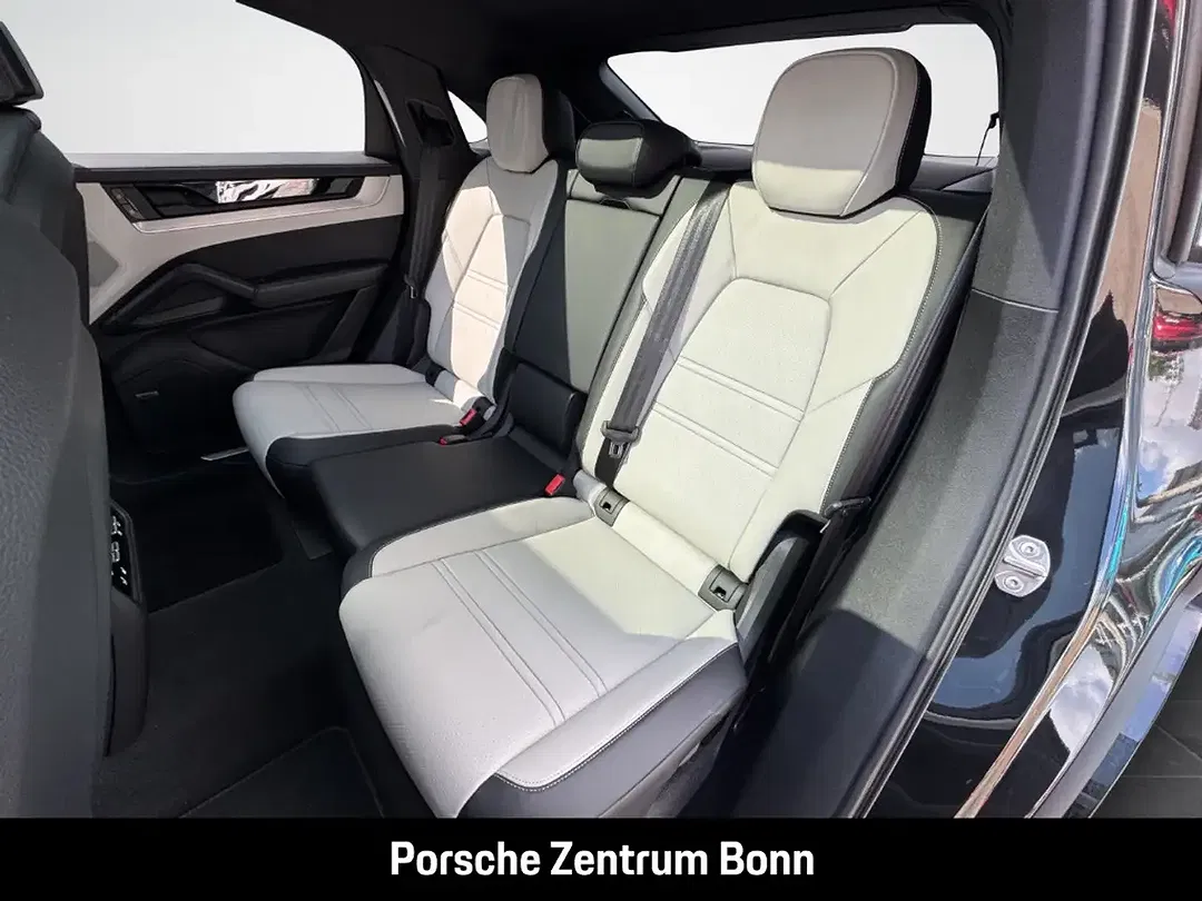Porsche Cayenne - Thumbnail 13