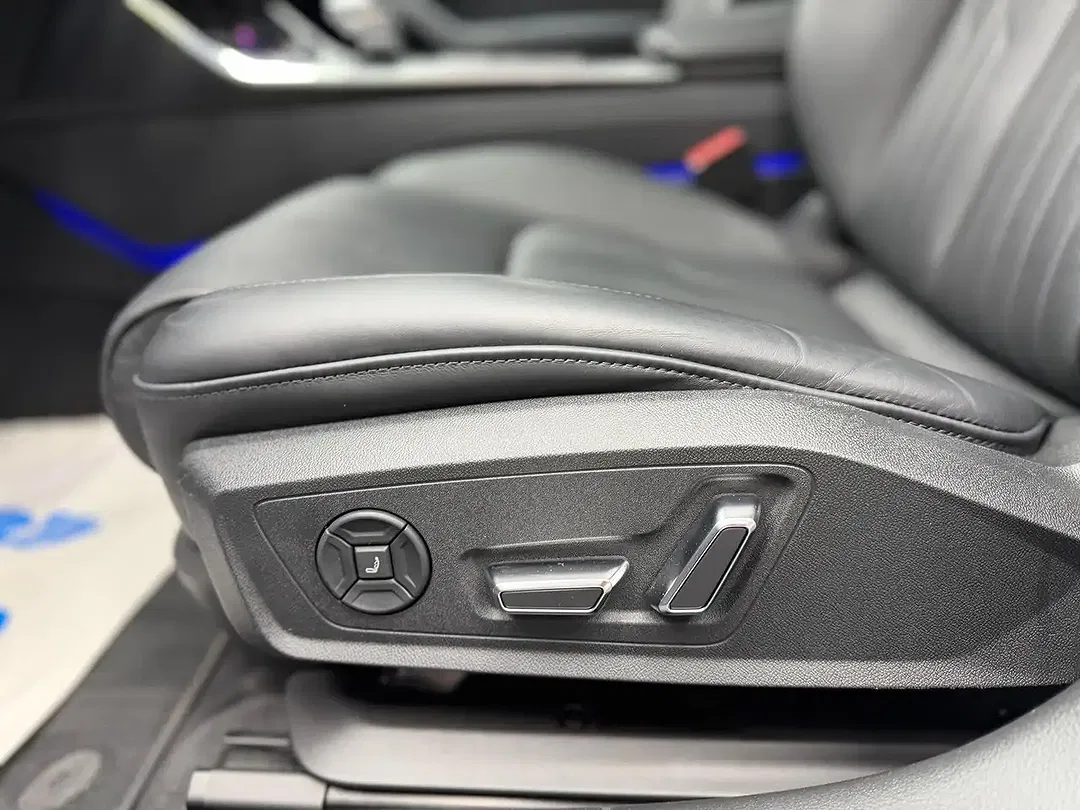 Audi RS6 4.0 TFSI quattro - foto 14