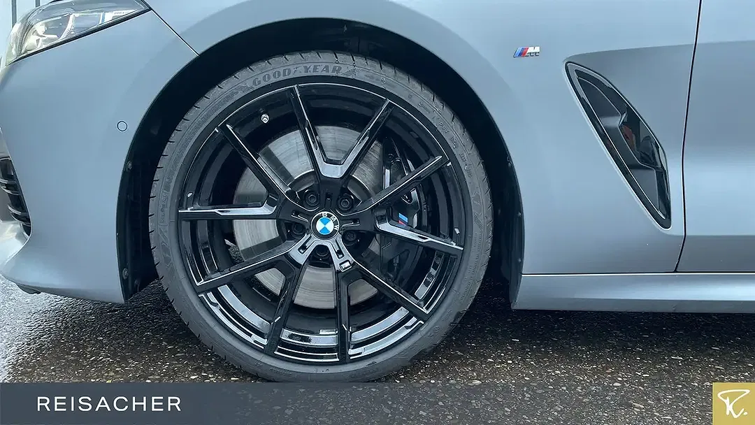 BMW M850 - Thumbnail 3