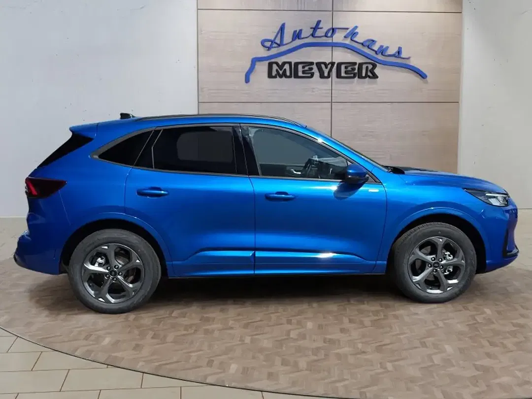Ford Kuga - Thumbnail 6
