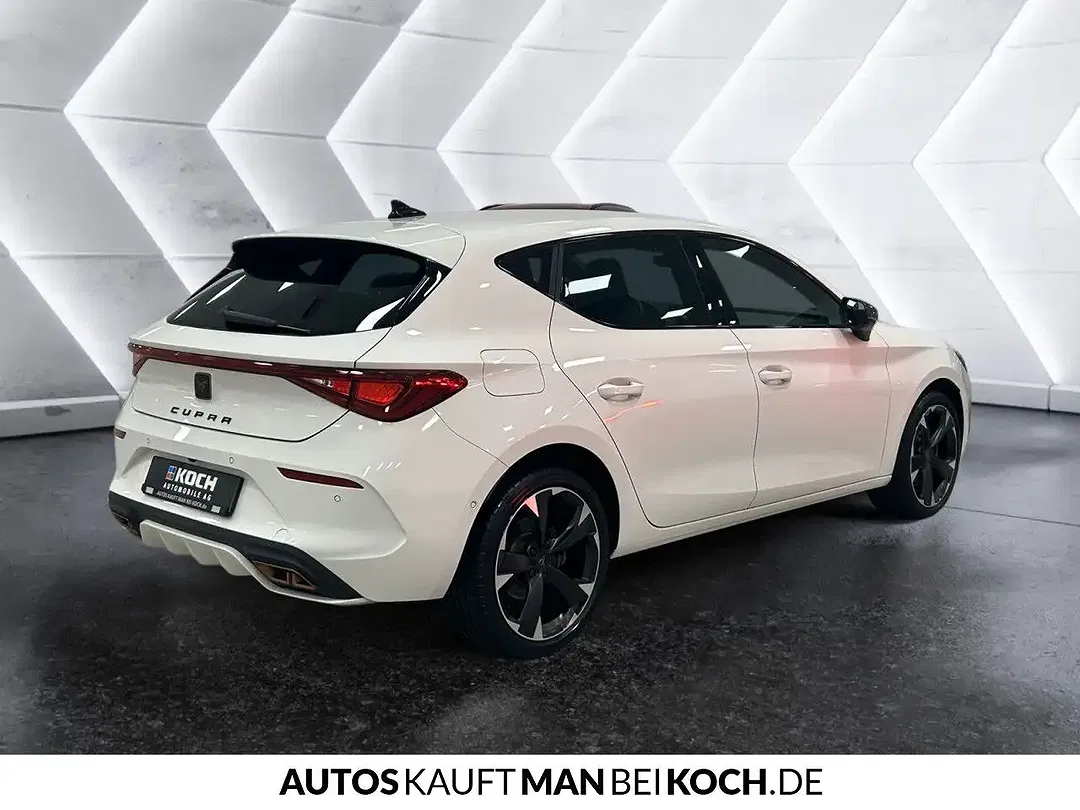 CUPRA Leon - Thumbnail 3