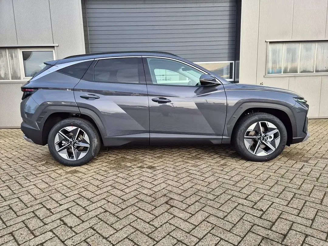 Hyundai TUCSON - Thumbnail 6