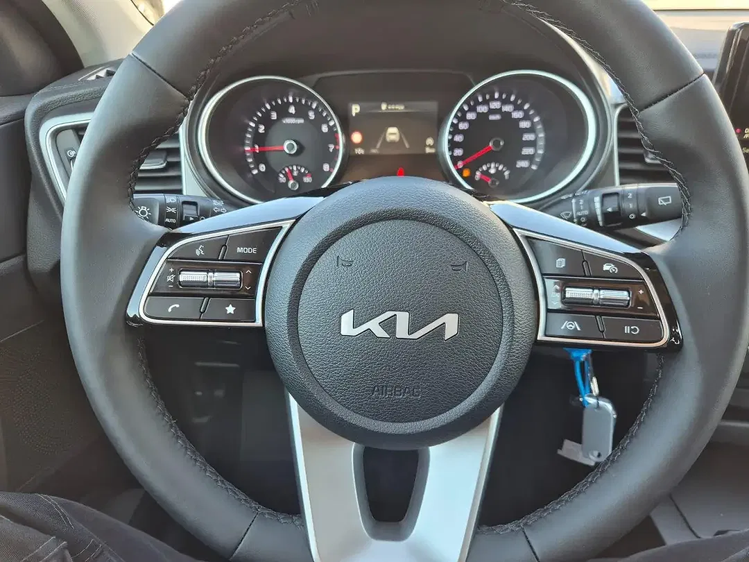 Kia XCeed - Thumbnail 16