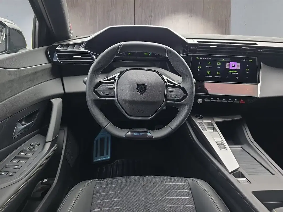 Peugeot 308 - Thumbnail 12