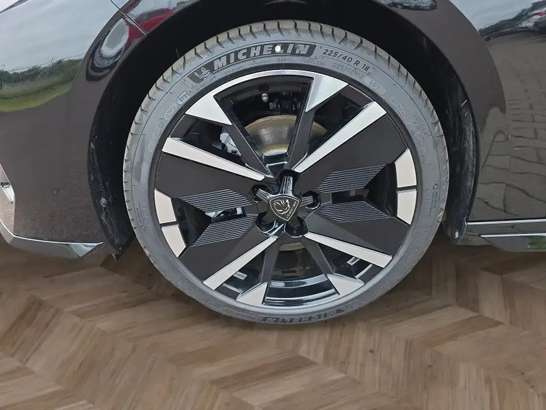 Peugeot 308 - Thumbnail 14