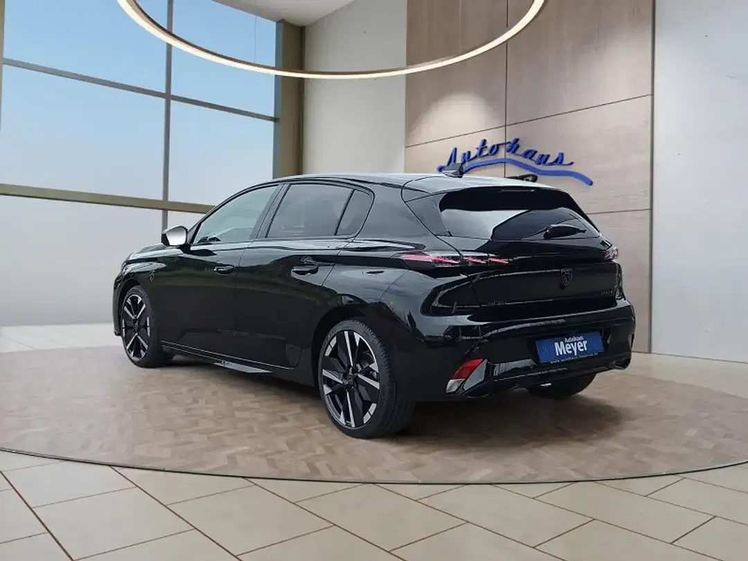 Peugeot 308 - Thumbnail 3