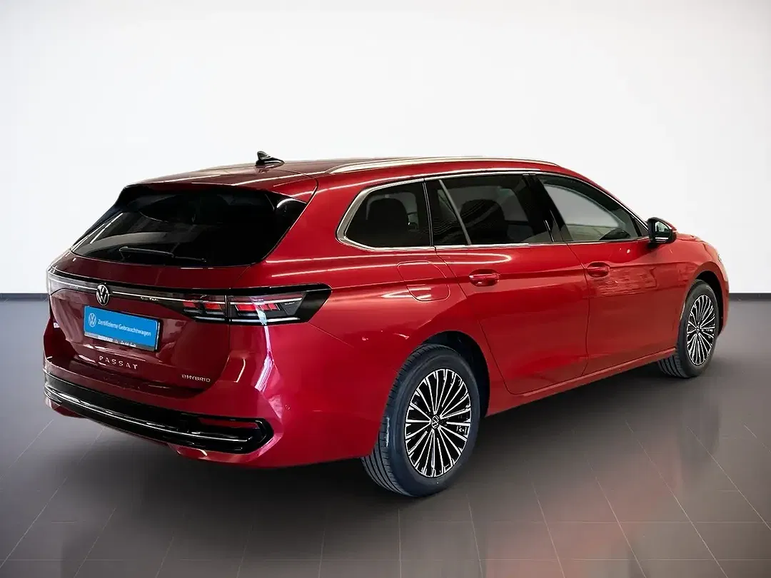 Volkswagen Passat Variant - Thumbnail 3