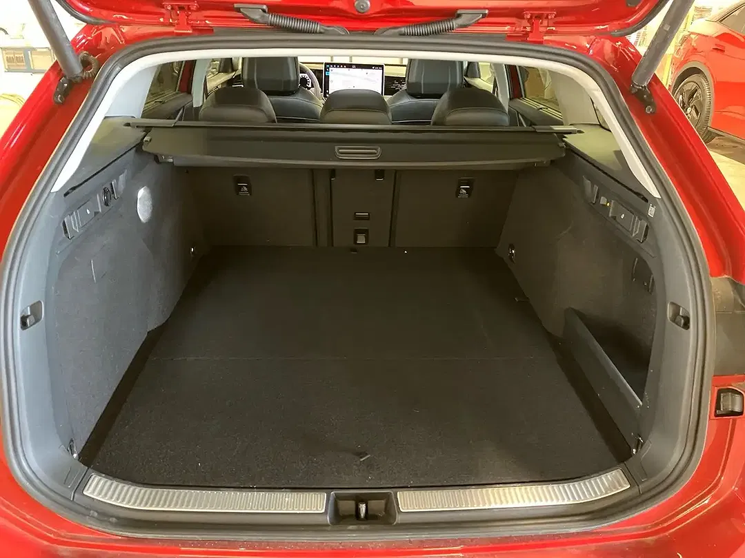 Volkswagen Passat Variant - Thumbnail 7