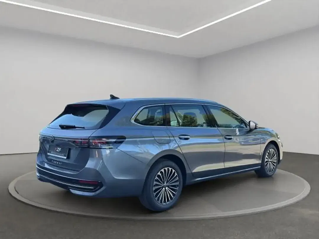 Volkswagen Passat Variant - Thumbnail 3