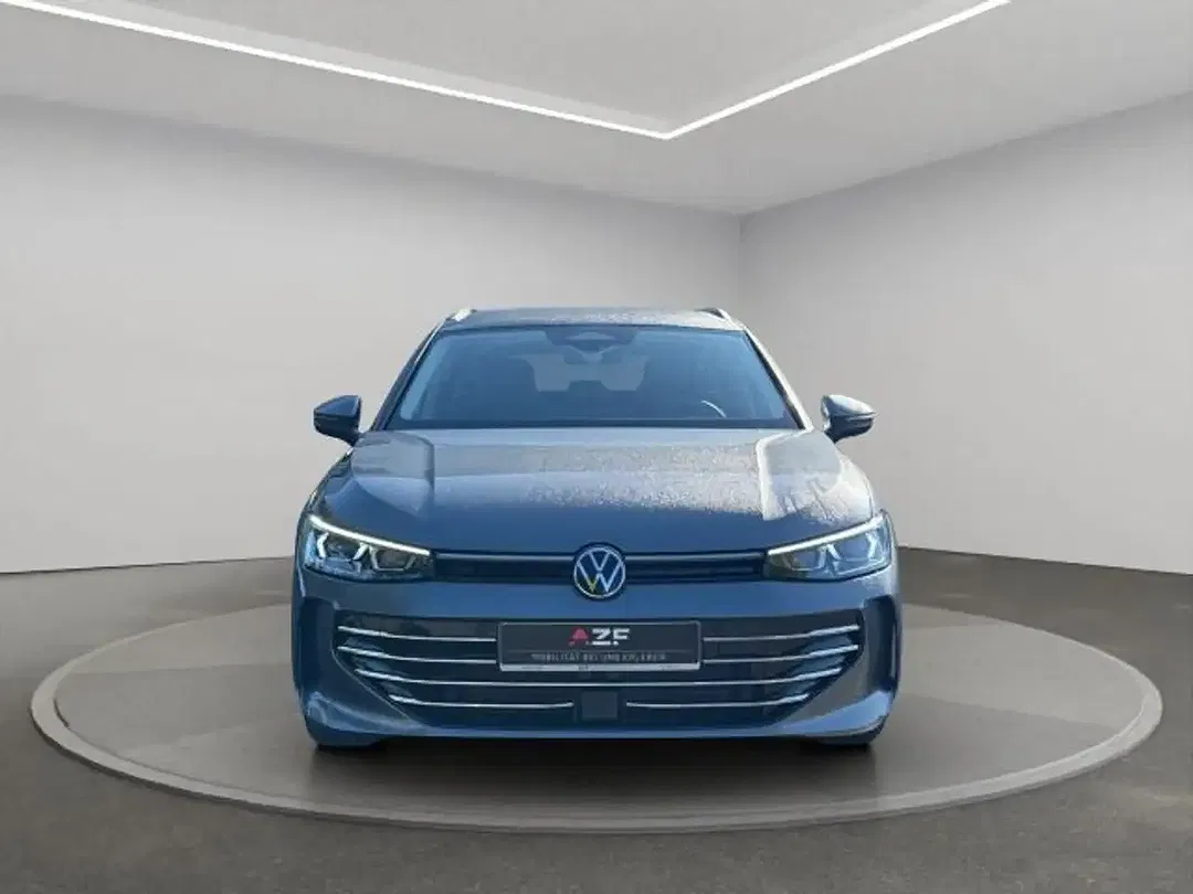 Volkswagen Passat Variant - Thumbnail 5
