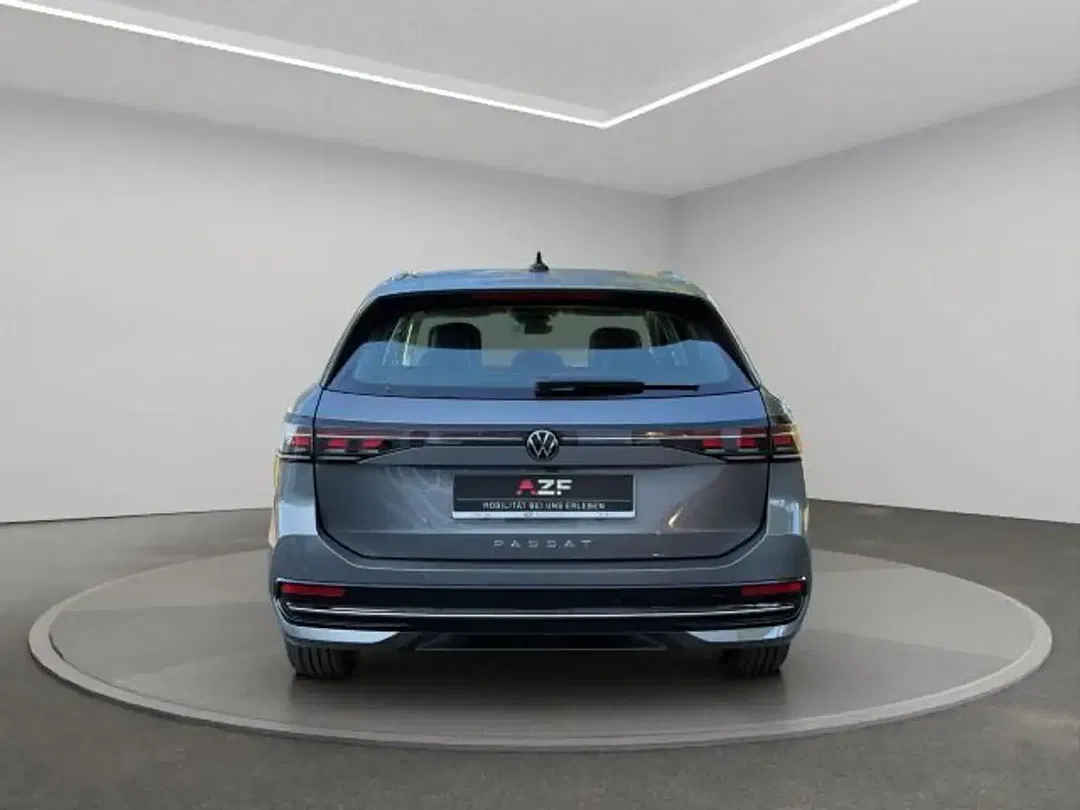 Volkswagen Passat Variant - Thumbnail 6