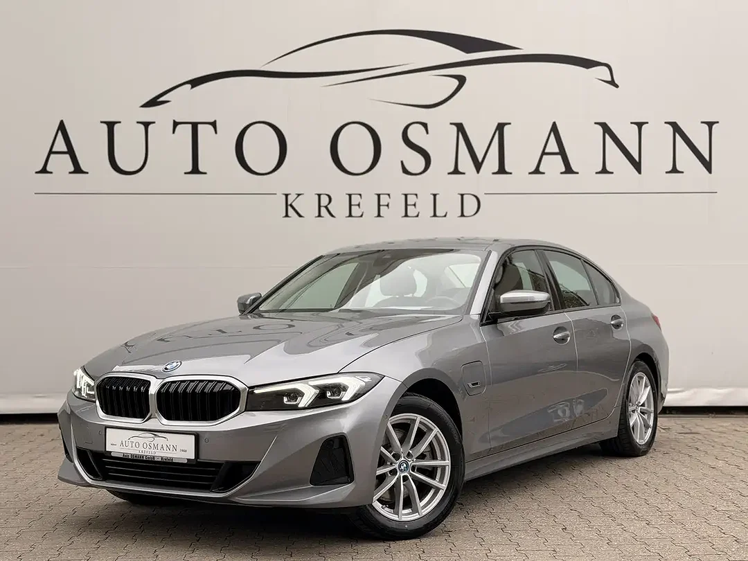 BMW 320 - Afbeelding 1