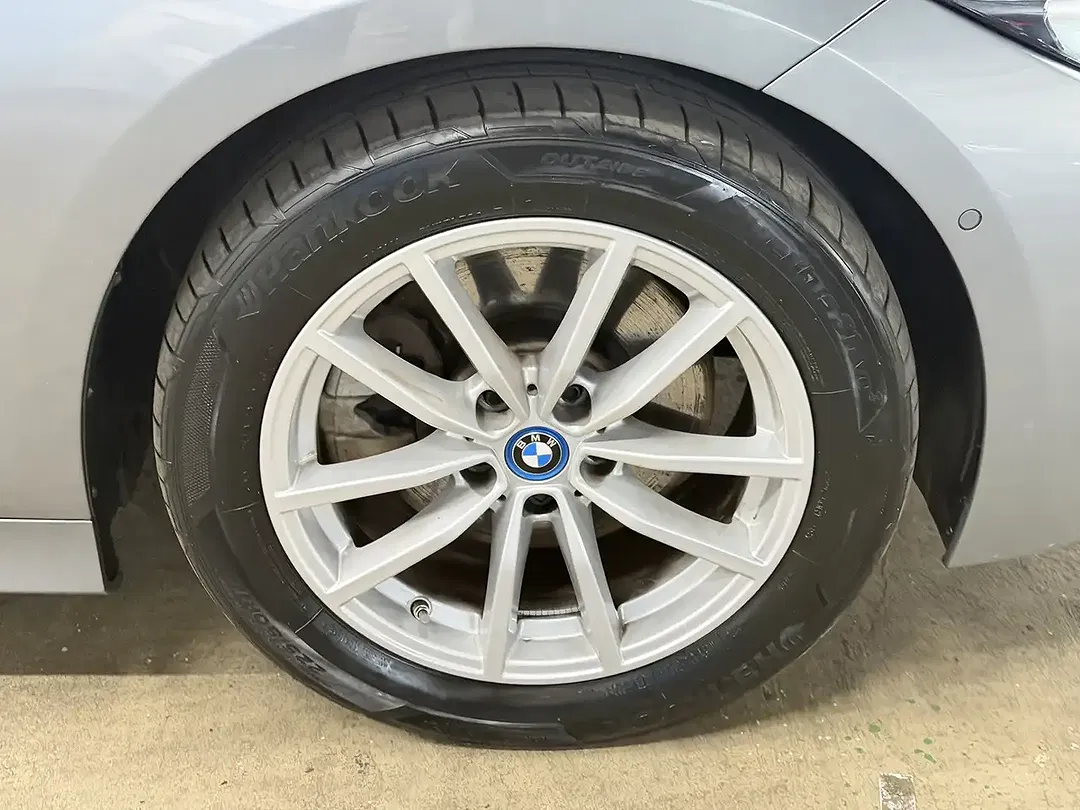 BMW 320 - Thumbnail 13