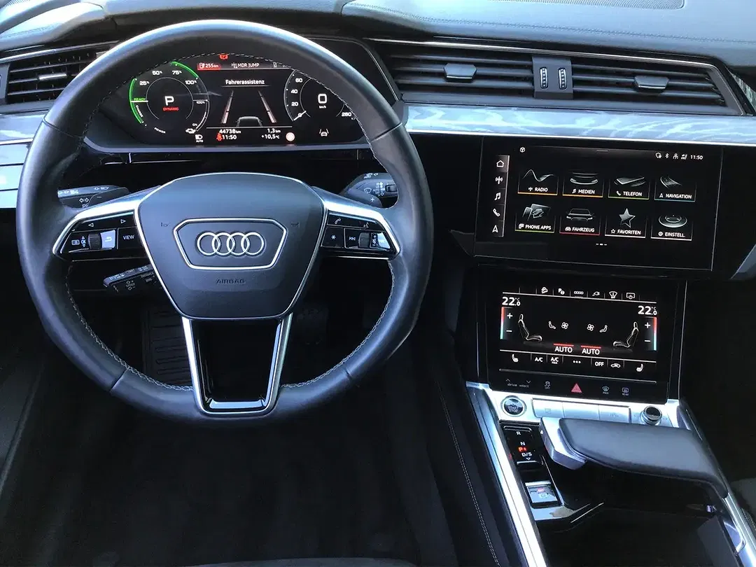 Audi Q8 e-tron - Thumbnail 8
