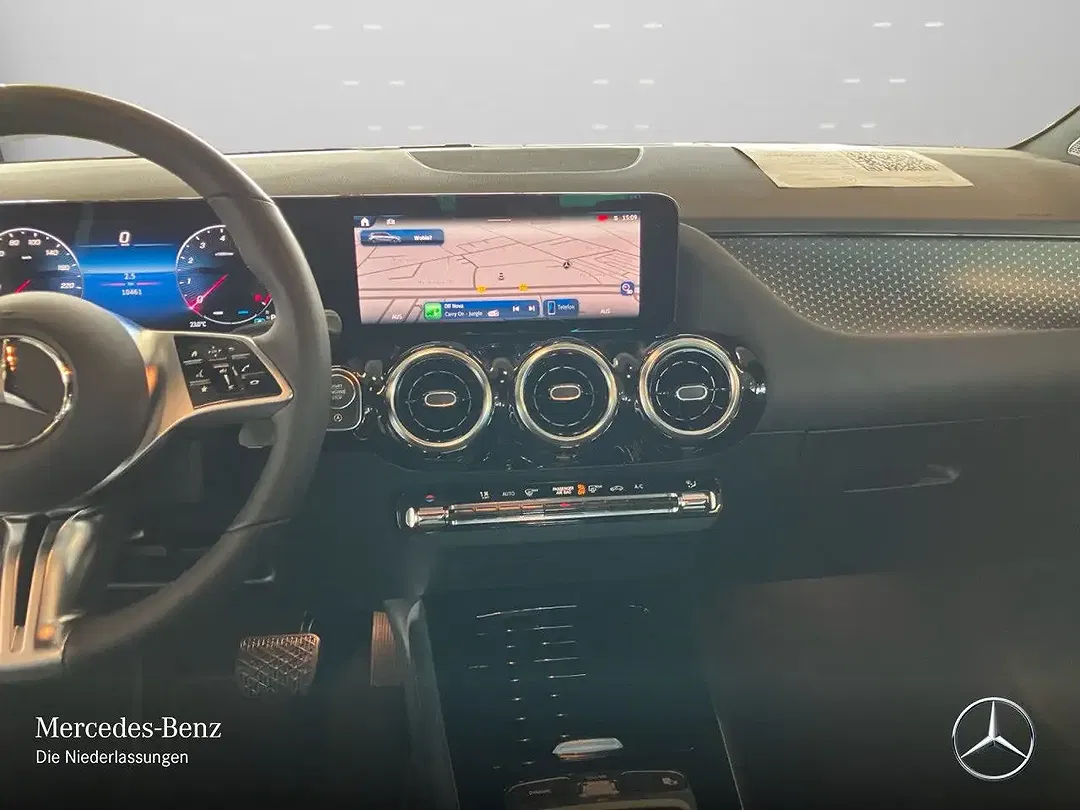 Mercedes-Benz B 200 - Thumbnail 14